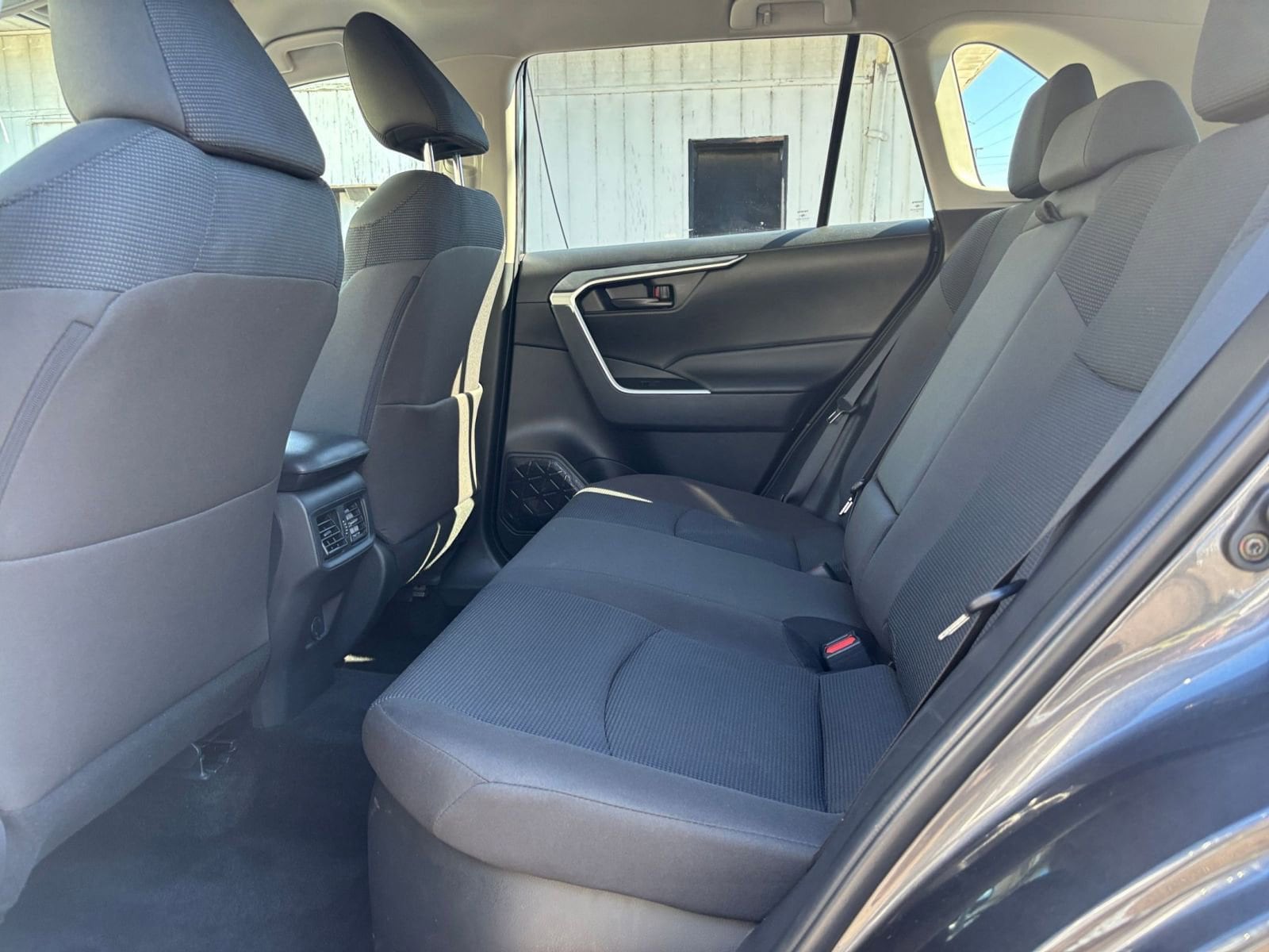 Thumbnail: 2025 Toyota RAV4 - 24