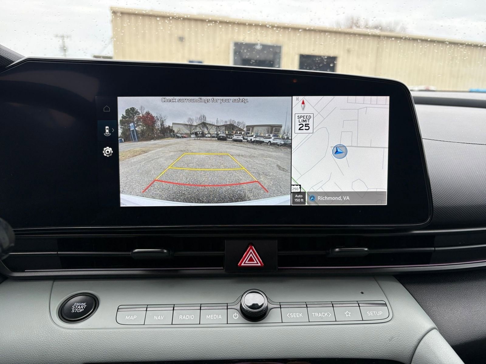 Thumbnail: 2025 Hyundai Elantra - 17