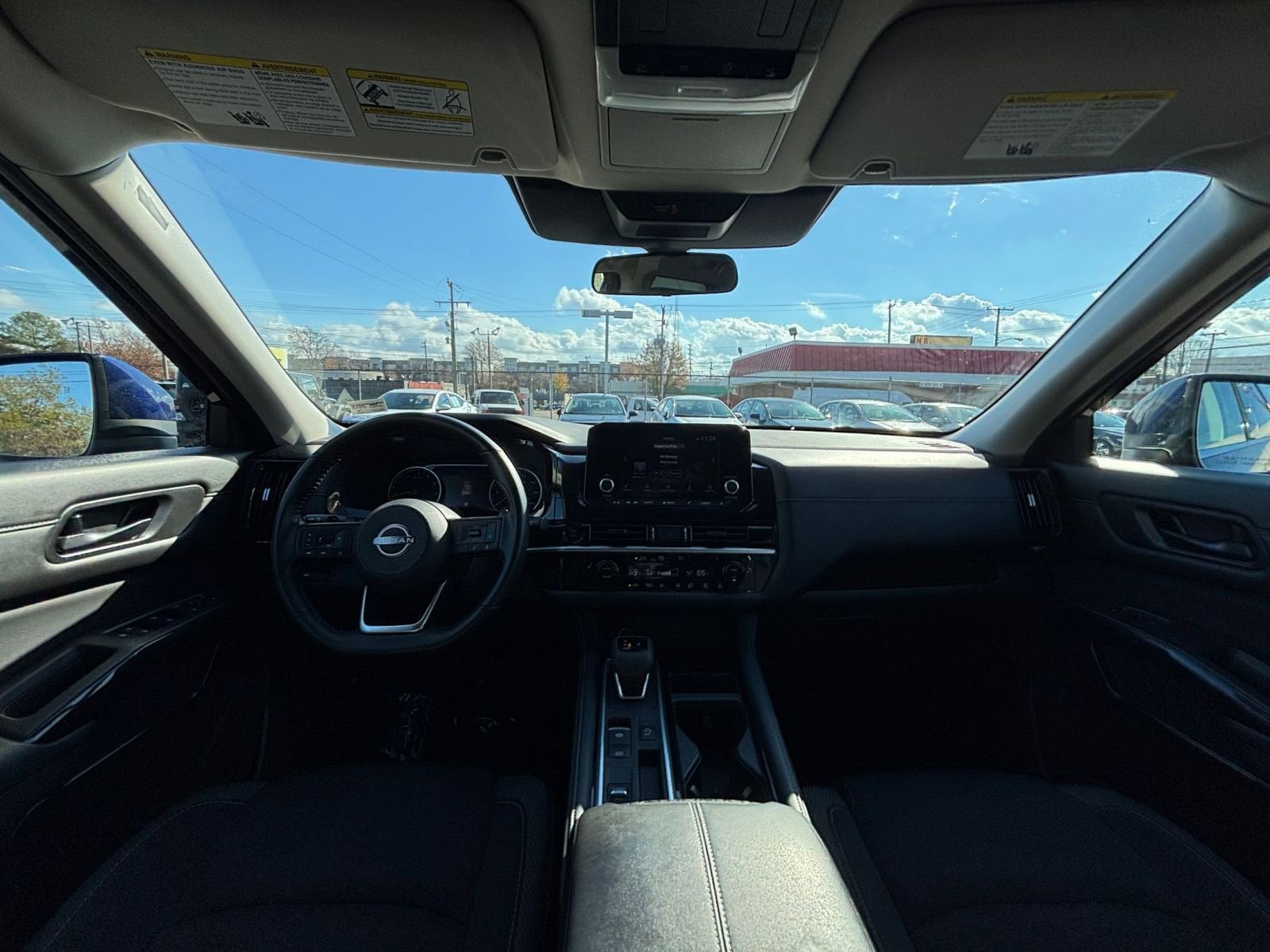 Thumbnail: 2025 Nissan Pathfinder - 33