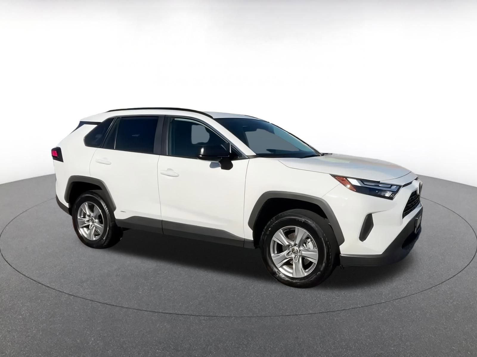 Thumbnail: 2025 Toyota RAV4 - 2