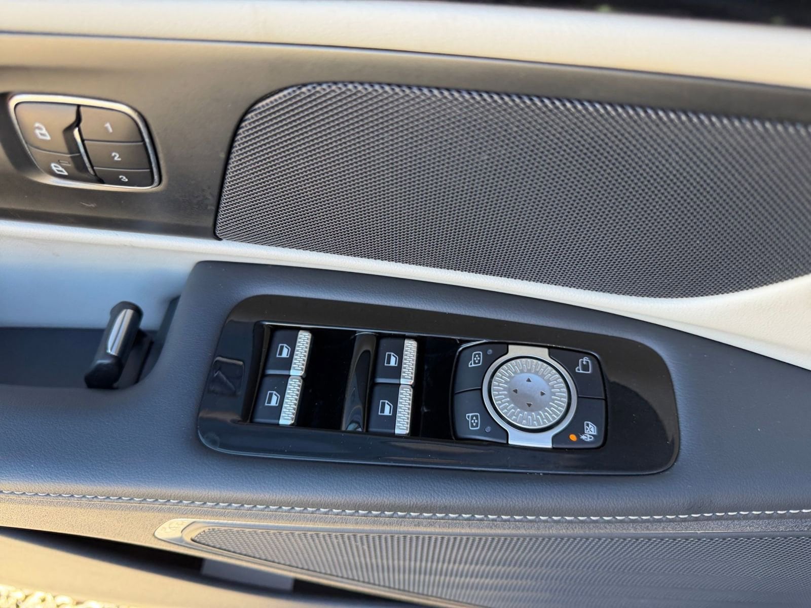 Thumbnail: 2024 Lincoln Nautilus - 20