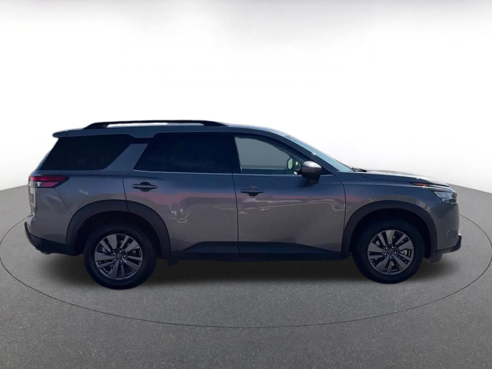 Thumbnail: 2025 Nissan Pathfinder - 16