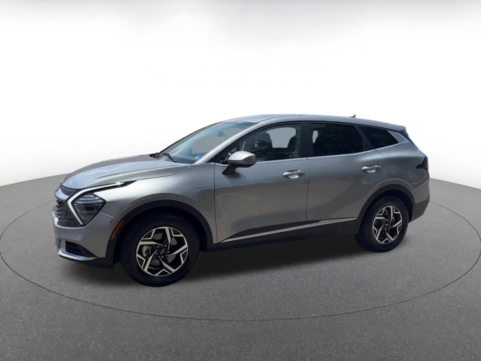 Thumbnail: 2025 Kia Sportage - 9