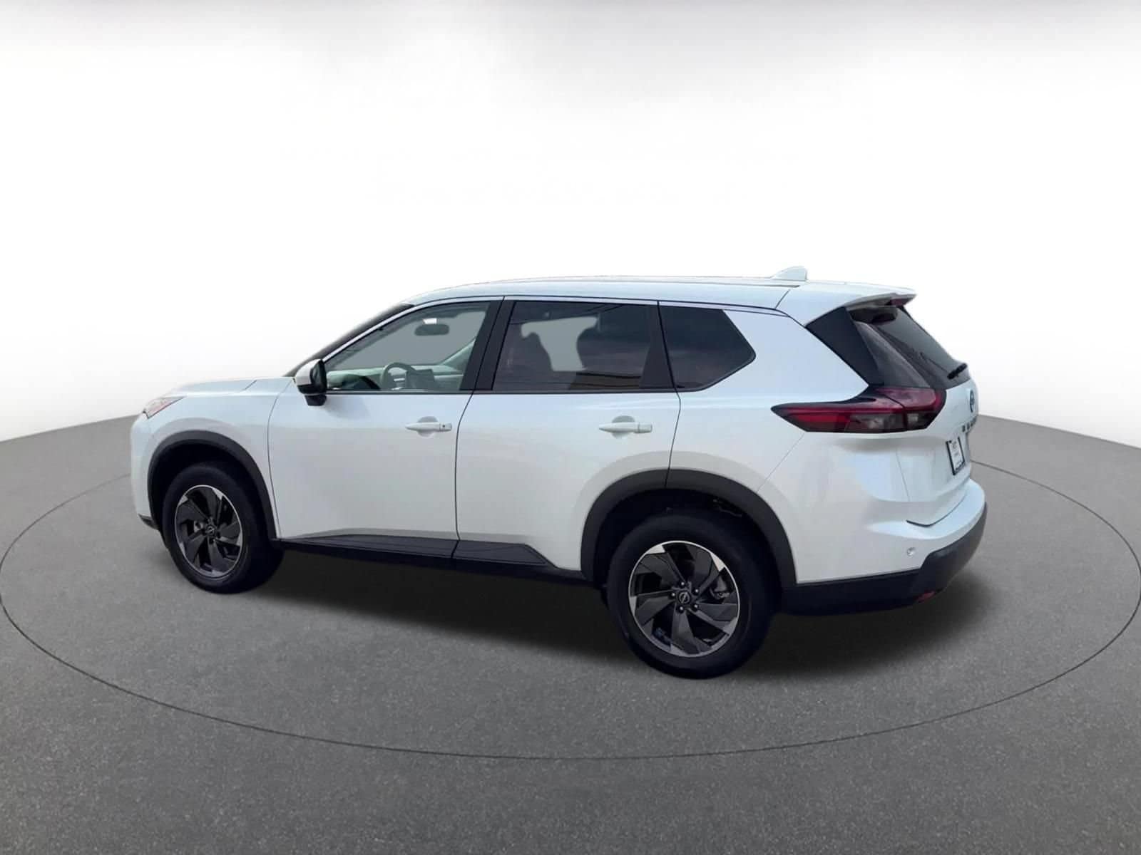 Thumbnail: 2026 Nissan Rogue - 10