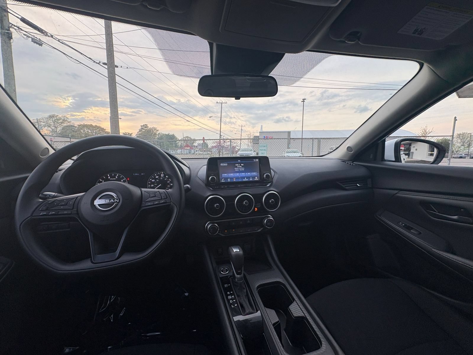 Thumbnail: 2025 Nissan Sentra - 32
