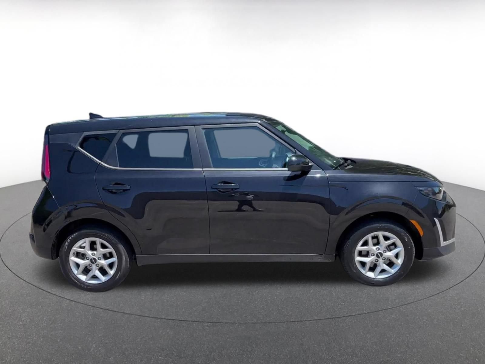 Thumbnail: 2025 Kia Soul - 13