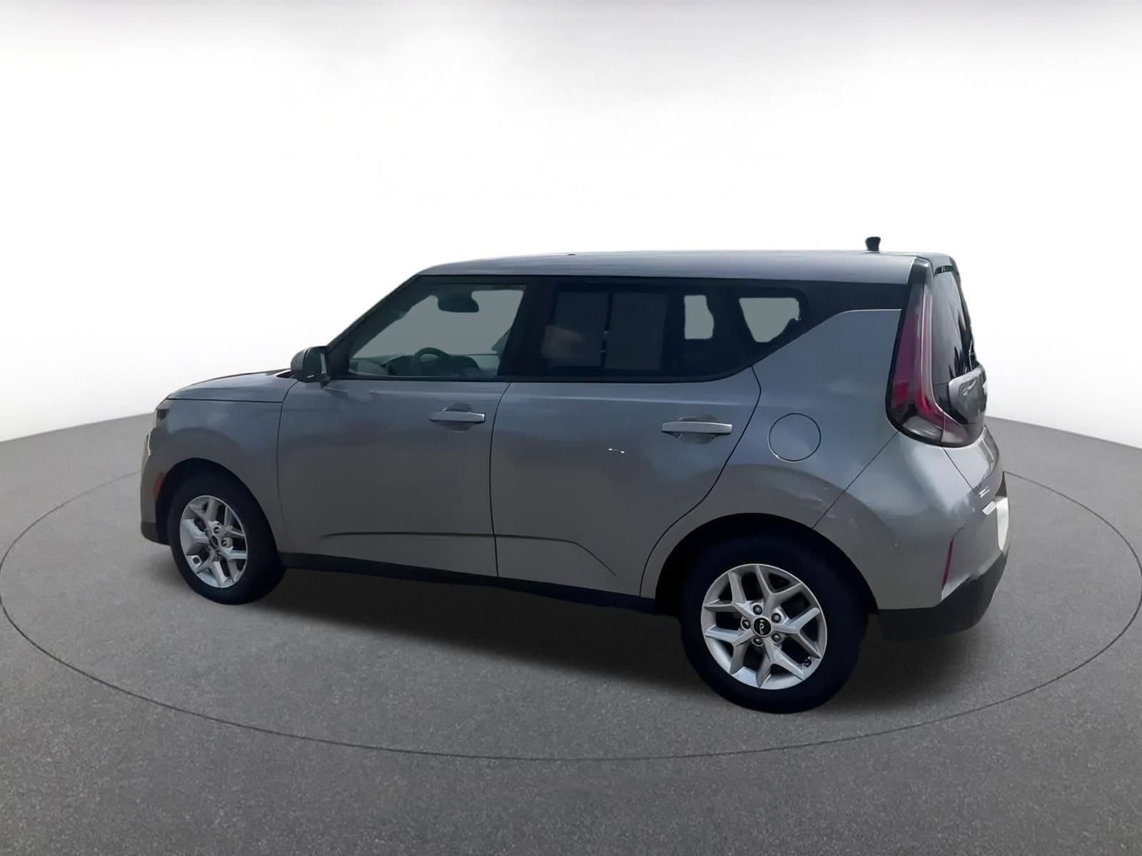 Thumbnail: 2023 Kia Soul - 10