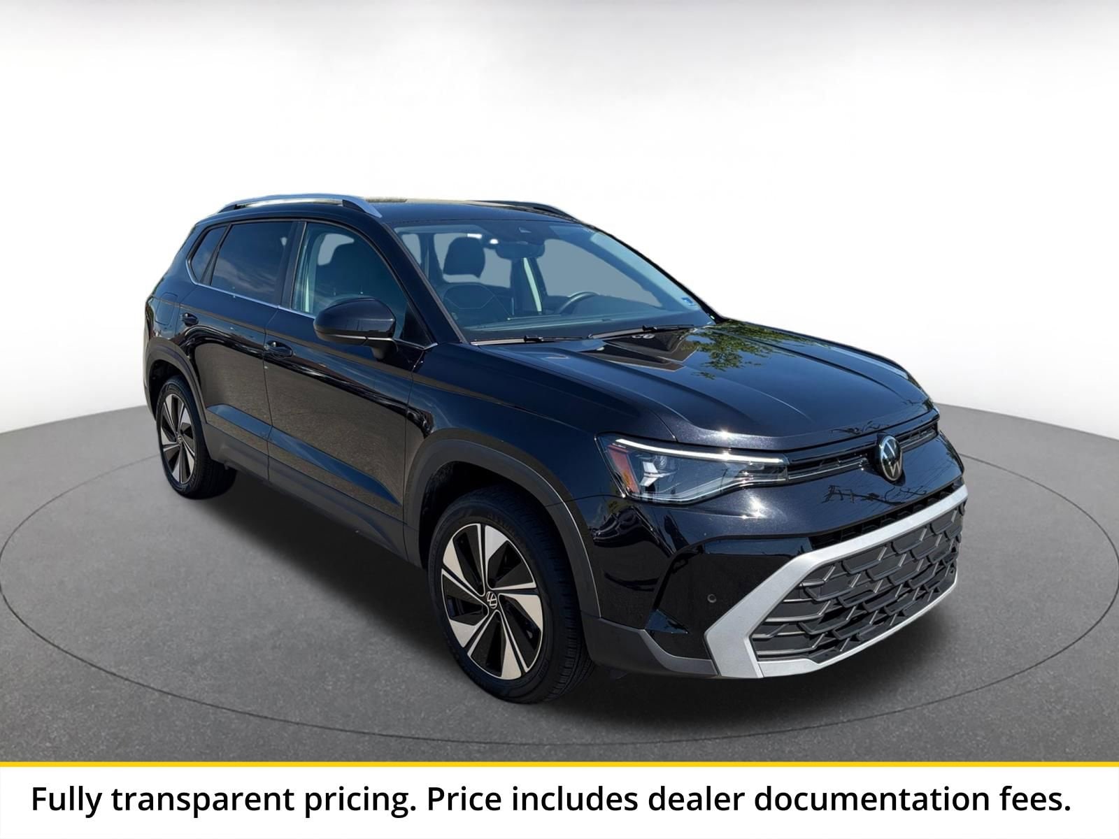 Thumbnail: 2025 Volkswagen Taos - 1