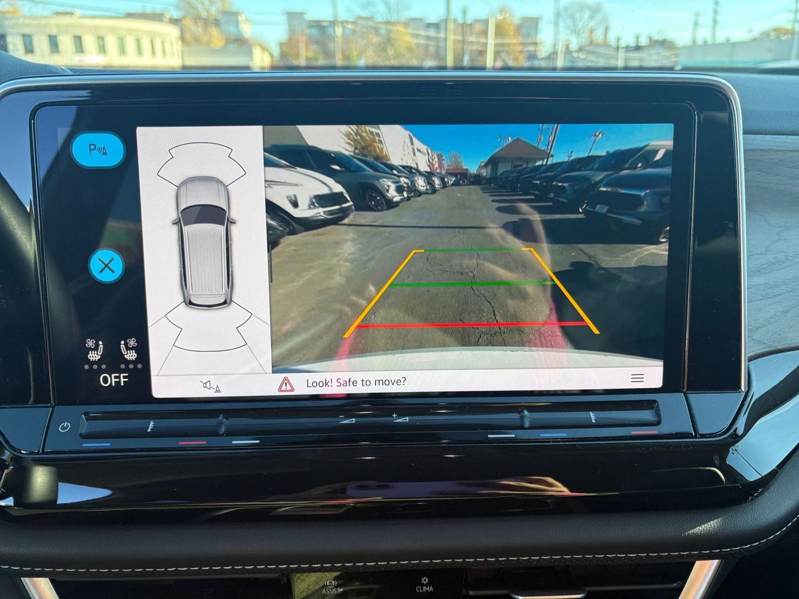 Thumbnail: 2025 Volkswagen Atlas - 17