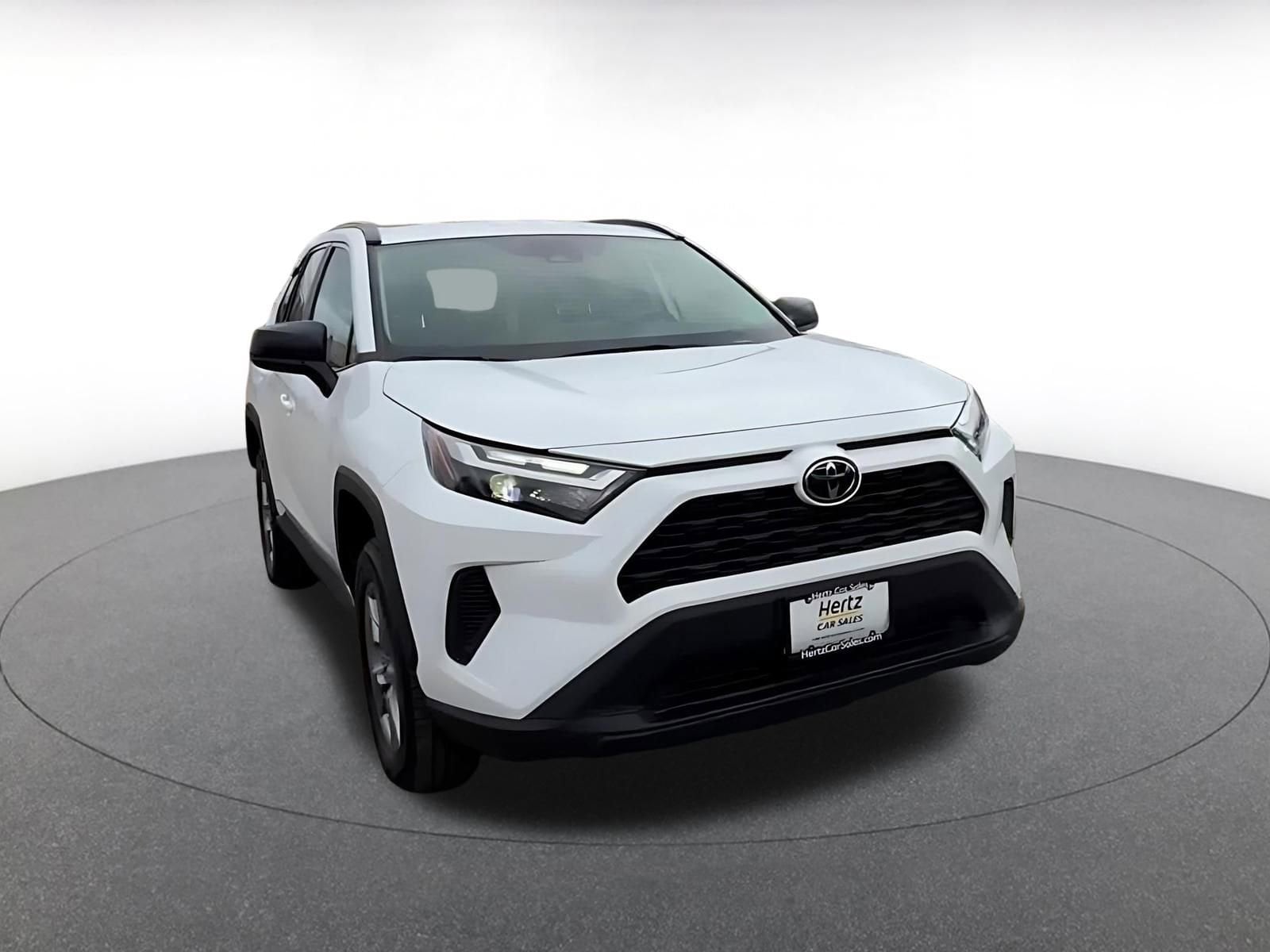 Thumbnail: 2025 Toyota RAV4 - 3