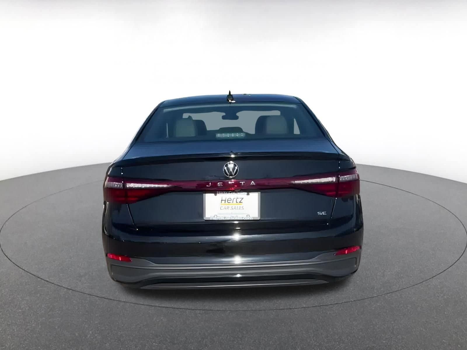 Thumbnail: 2025 Volkswagen Jetta - 12