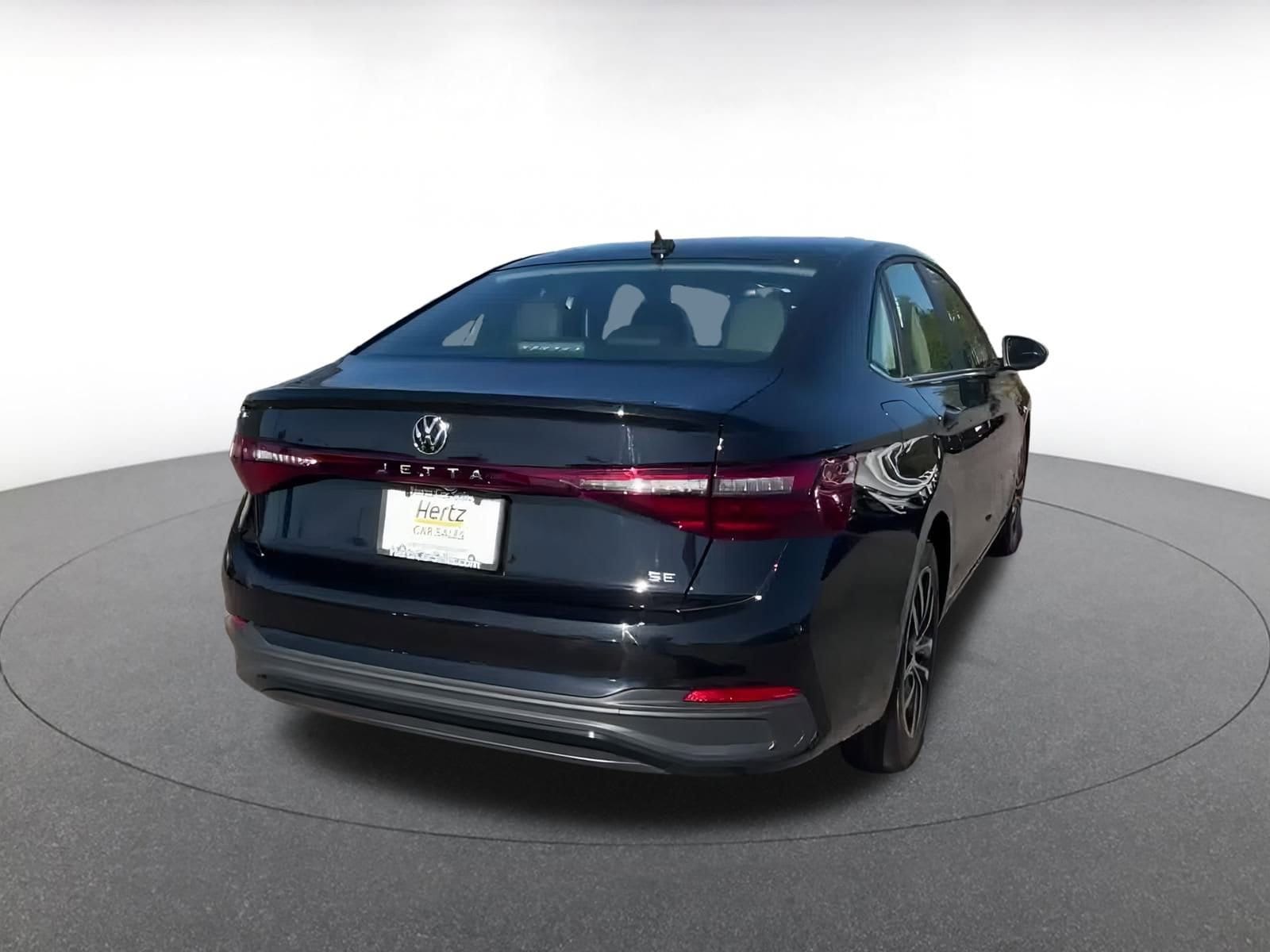 Thumbnail: 2025 Volkswagen Jetta - 14