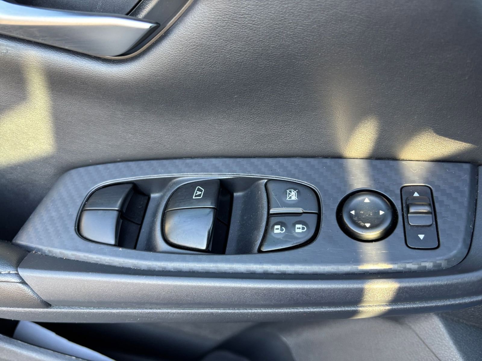 Thumbnail: 2024 Nissan Sentra - 20