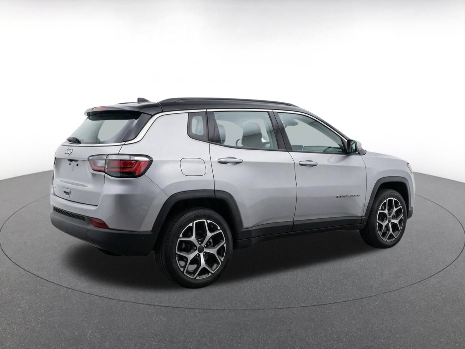 Thumbnail: 2025 Jeep Compass - 10