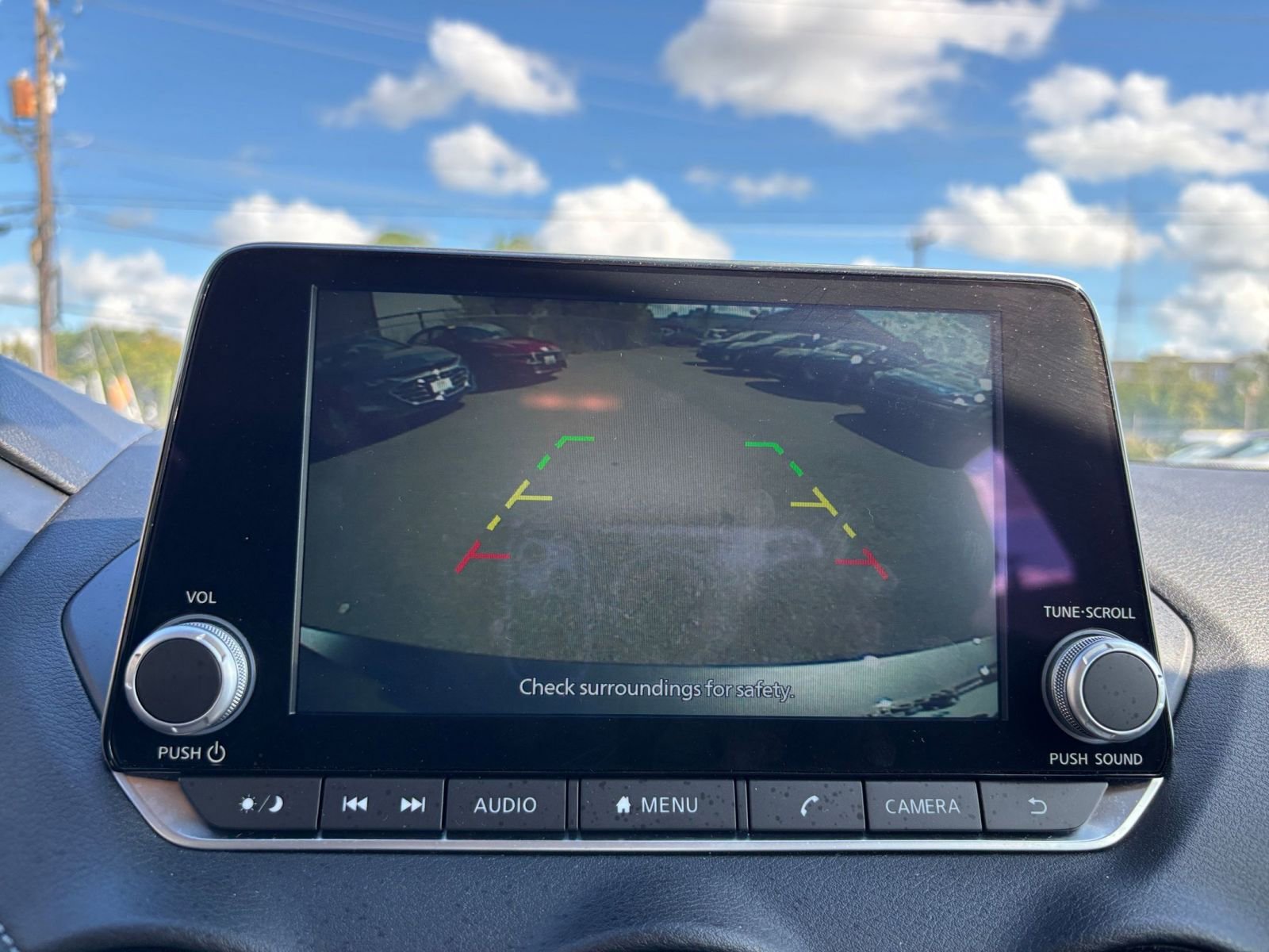 Thumbnail: 2024 Nissan Sentra - 17