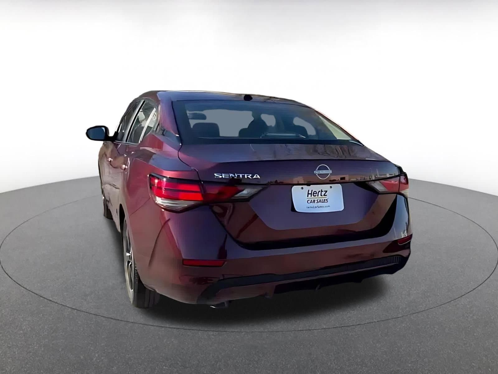 Thumbnail: 2025 Nissan Sentra - 11