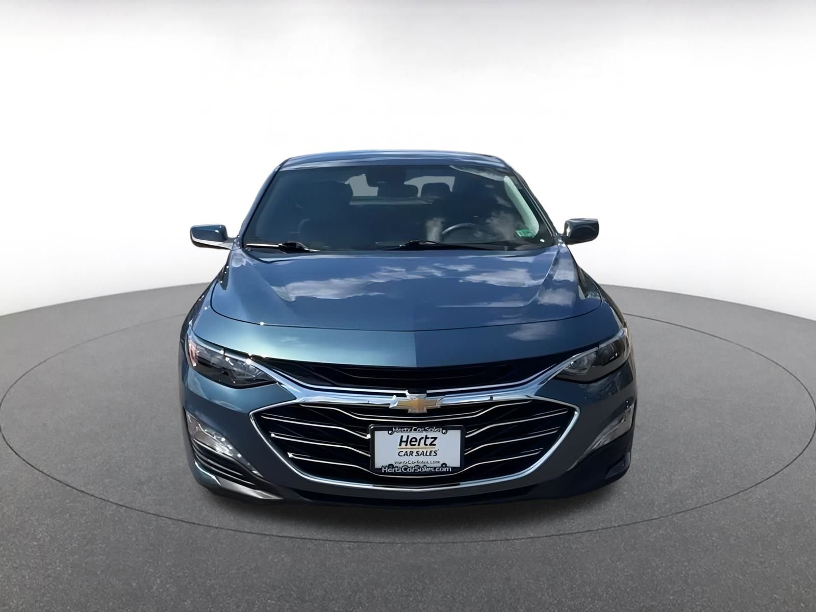 Thumbnail: 2024 Chevrolet Malibu - 4