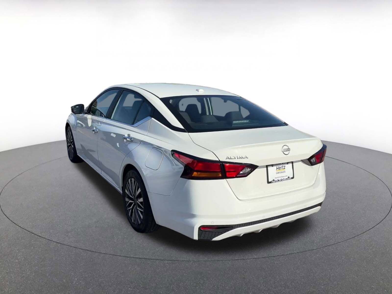 Thumbnail: 2025 Nissan Altima - 11