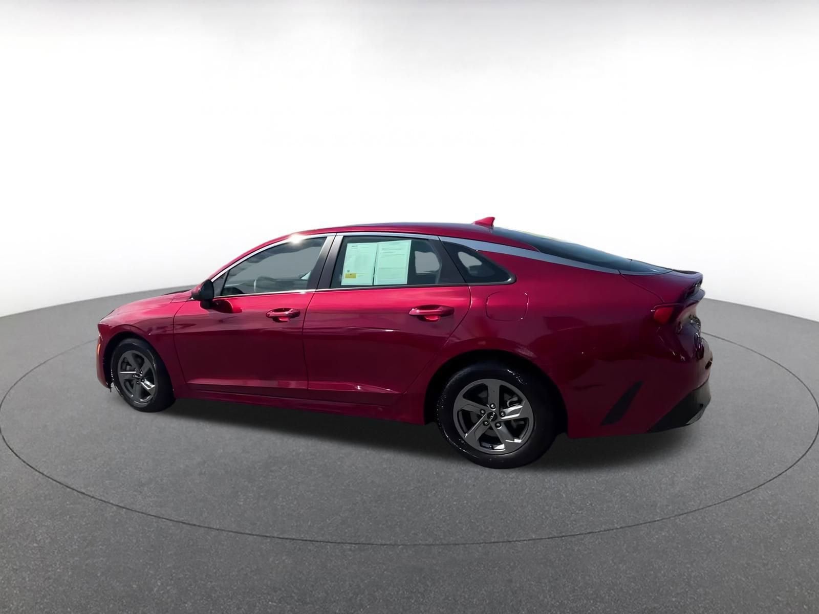 Thumbnail: 2023 Kia K5 - 10