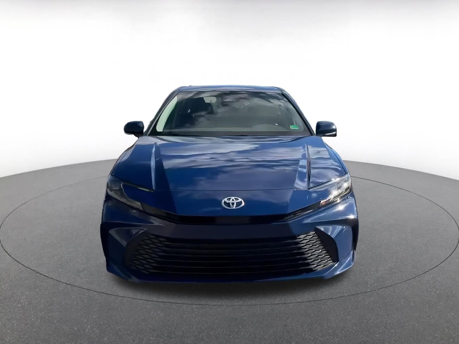 Thumbnail: 2025 Toyota Camry - 4