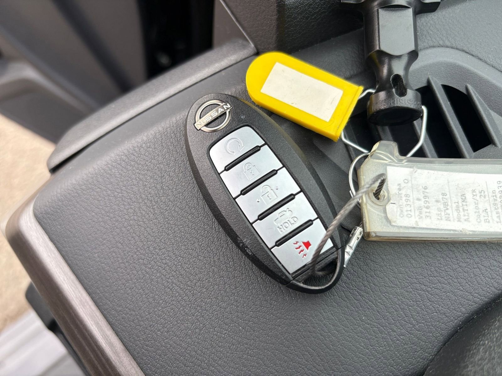 Thumbnail: 2025 Nissan Altima - 25