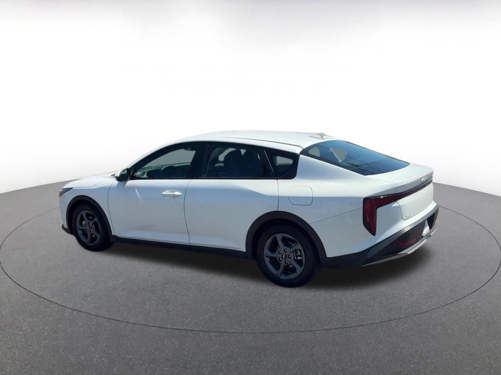 Thumbnail: 2025 Kia K4 - 10