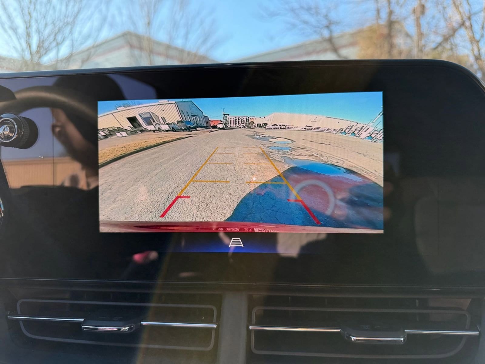 Thumbnail: 2025 Chevrolet Trax - 18