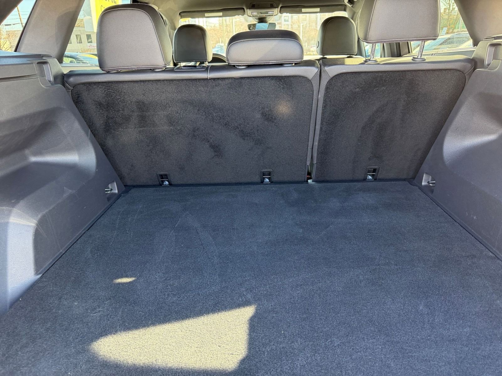 Thumbnail: 2025 Volkswagen Atlas - 32