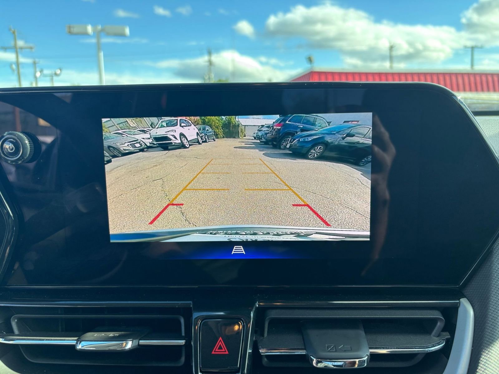 Thumbnail: 2025 Chevrolet TrailBlazer - 17