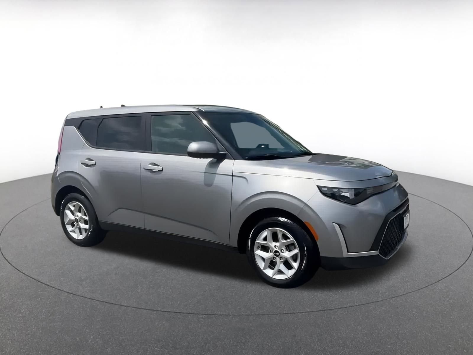 Thumbnail: 2023 Kia Soul - 2