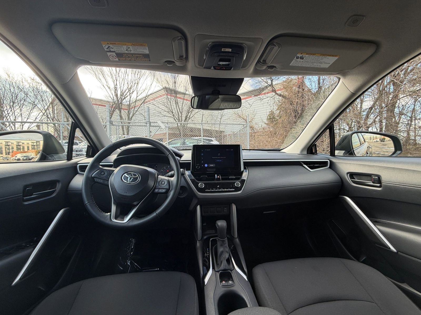 Thumbnail: 2025 Toyota Corolla Cross - 32