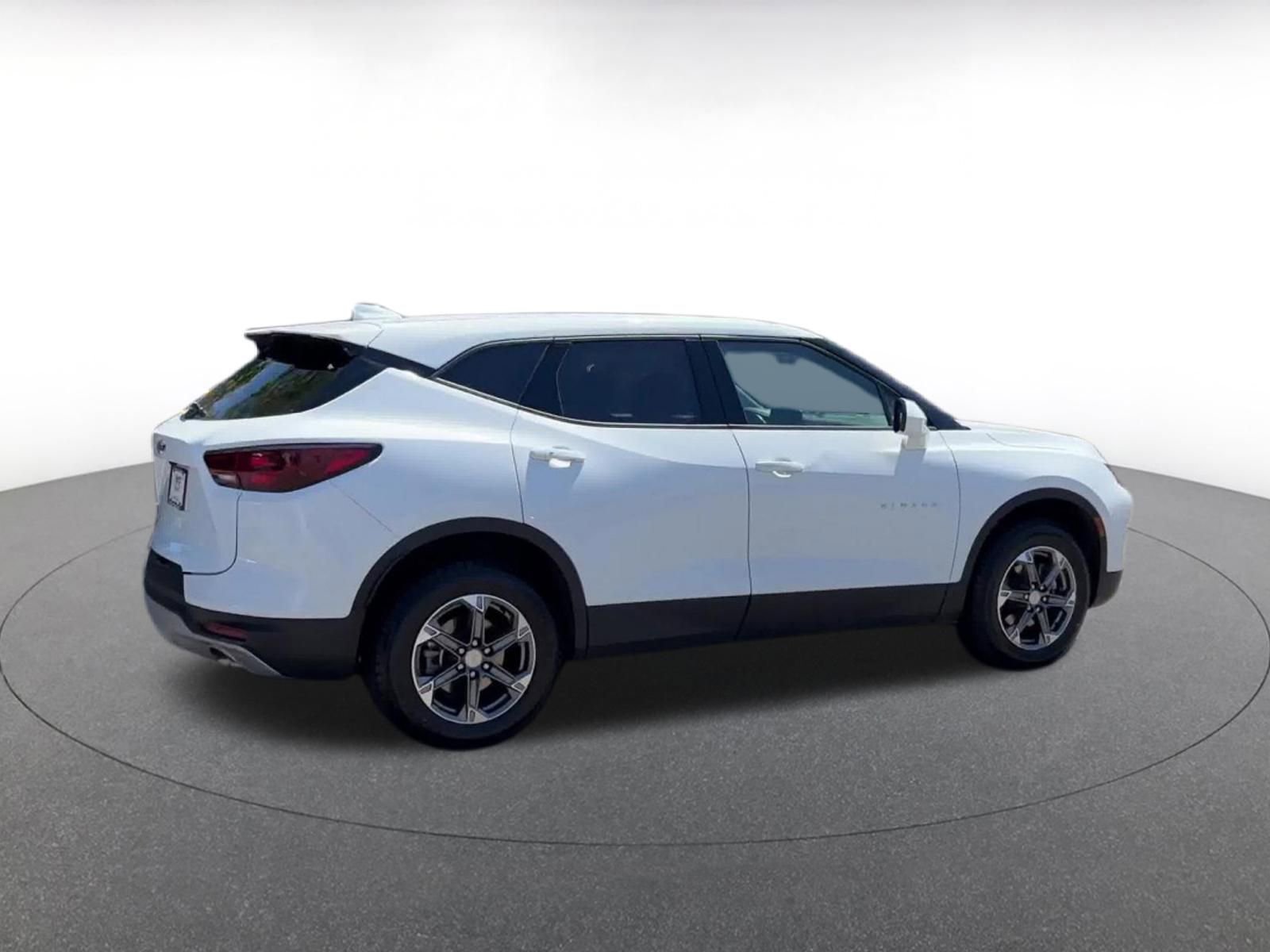 Thumbnail: 2025 Chevrolet Blazer - 15