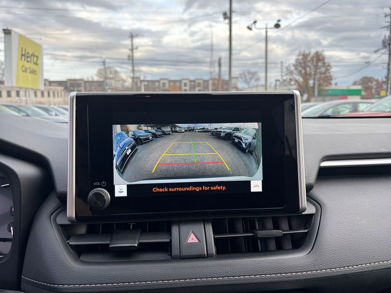 Thumbnail: 2025 Toyota RAV4 - 17