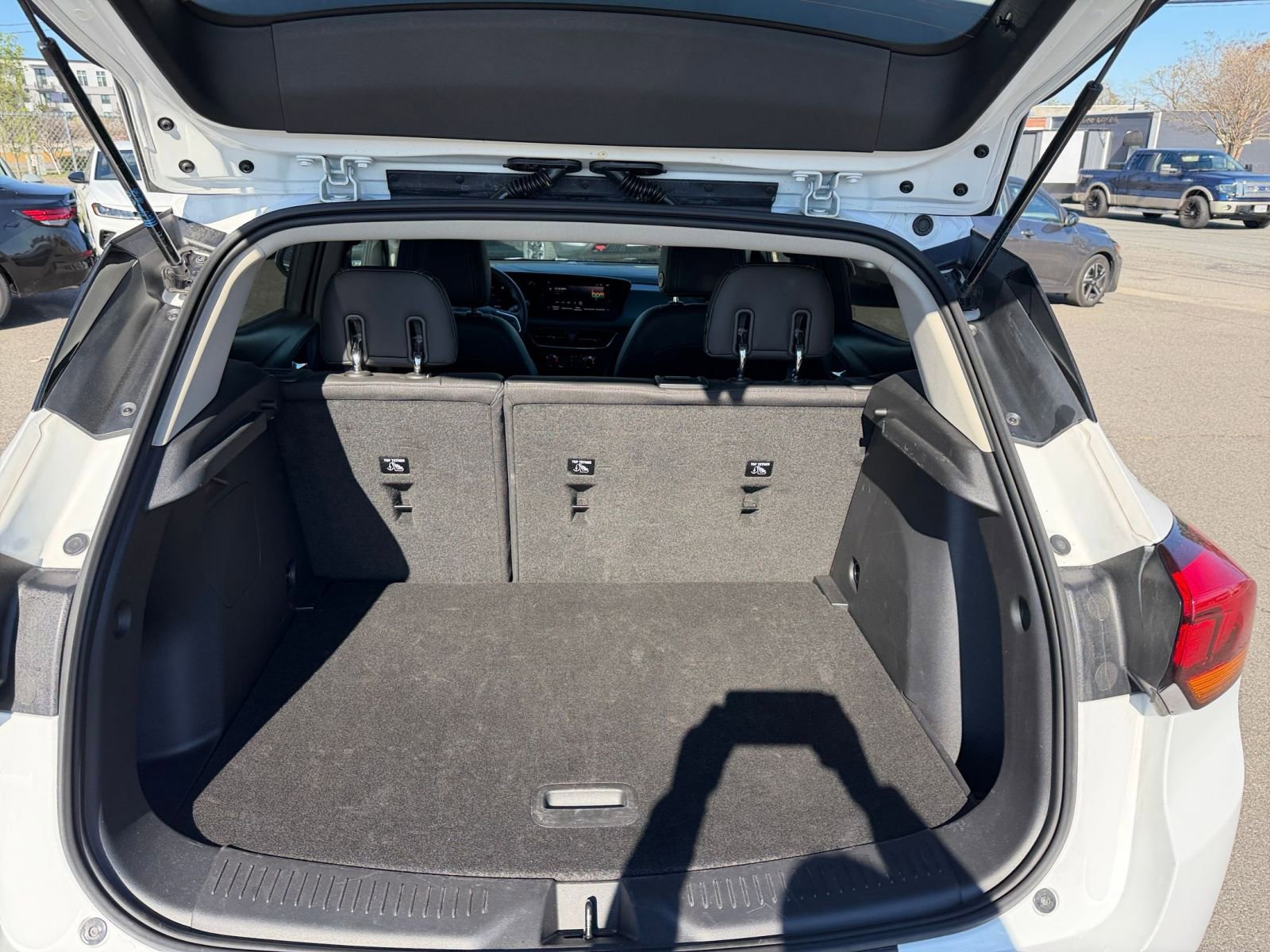 Thumbnail: 2025 Buick Encore GX - 30