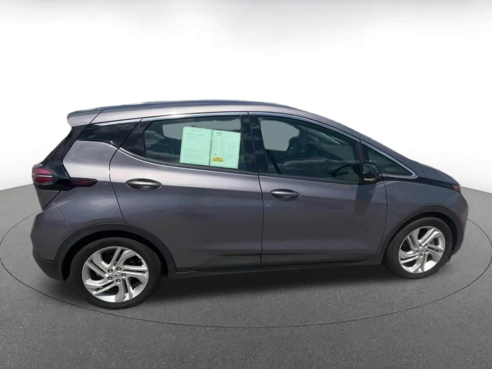 Thumbnail: 2023 Chevrolet Bolt EV - 16