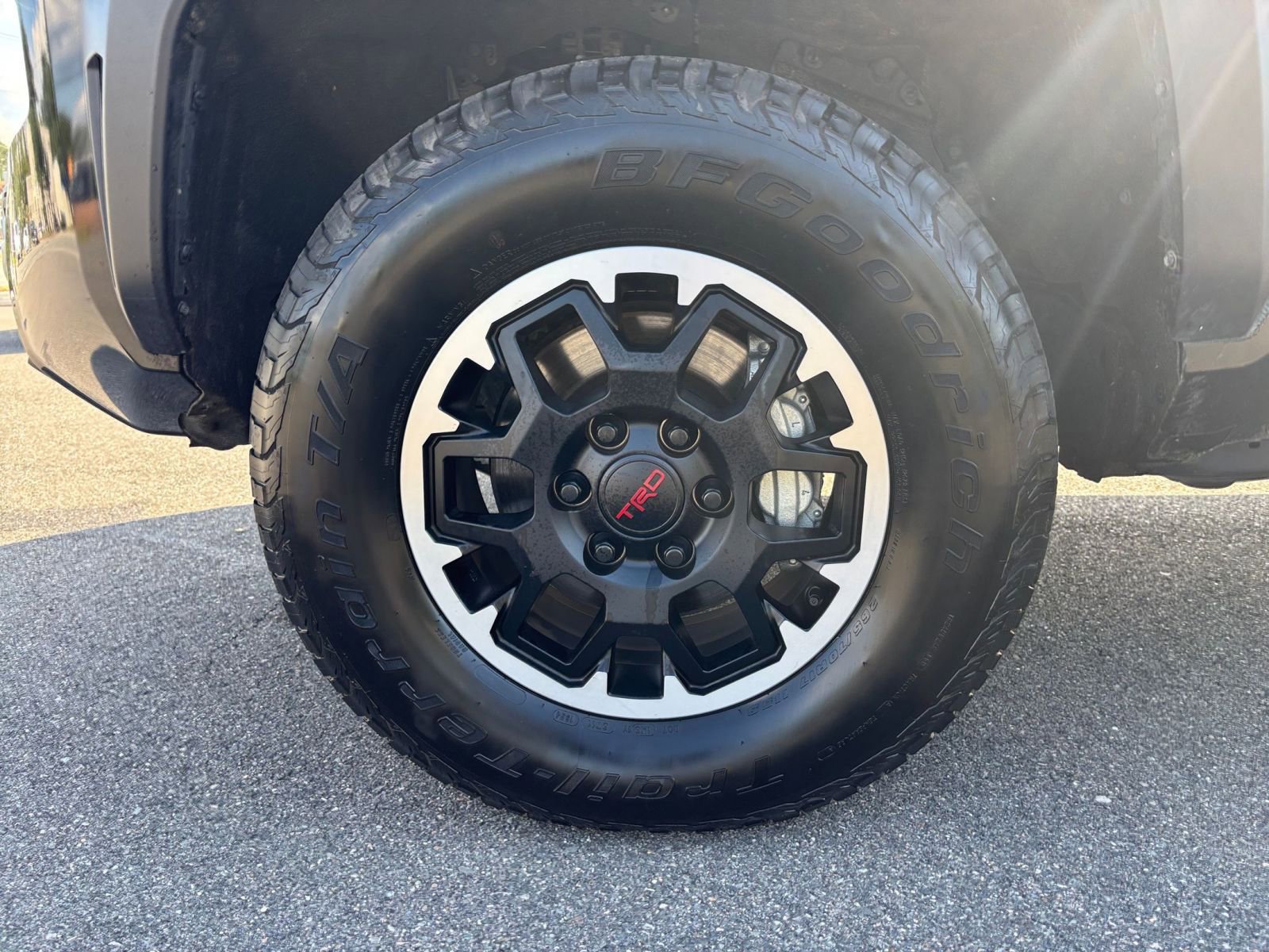 Thumbnail: 2024 Toyota Tacoma - 28