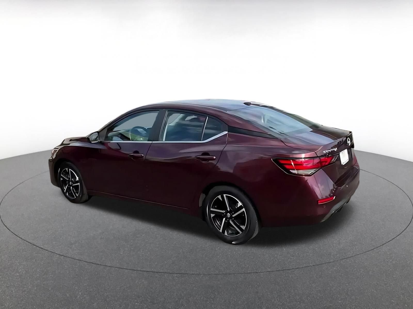 Thumbnail: 2025 Nissan Sentra - 9