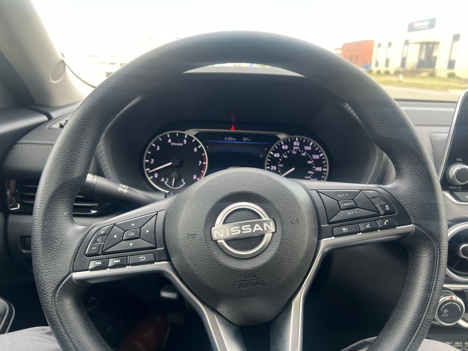 Thumbnail: 2024 Nissan Sentra - 25