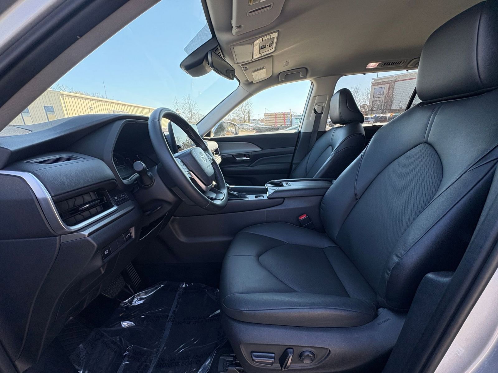 Thumbnail: 2025 Toyota Grand Highlander - 28