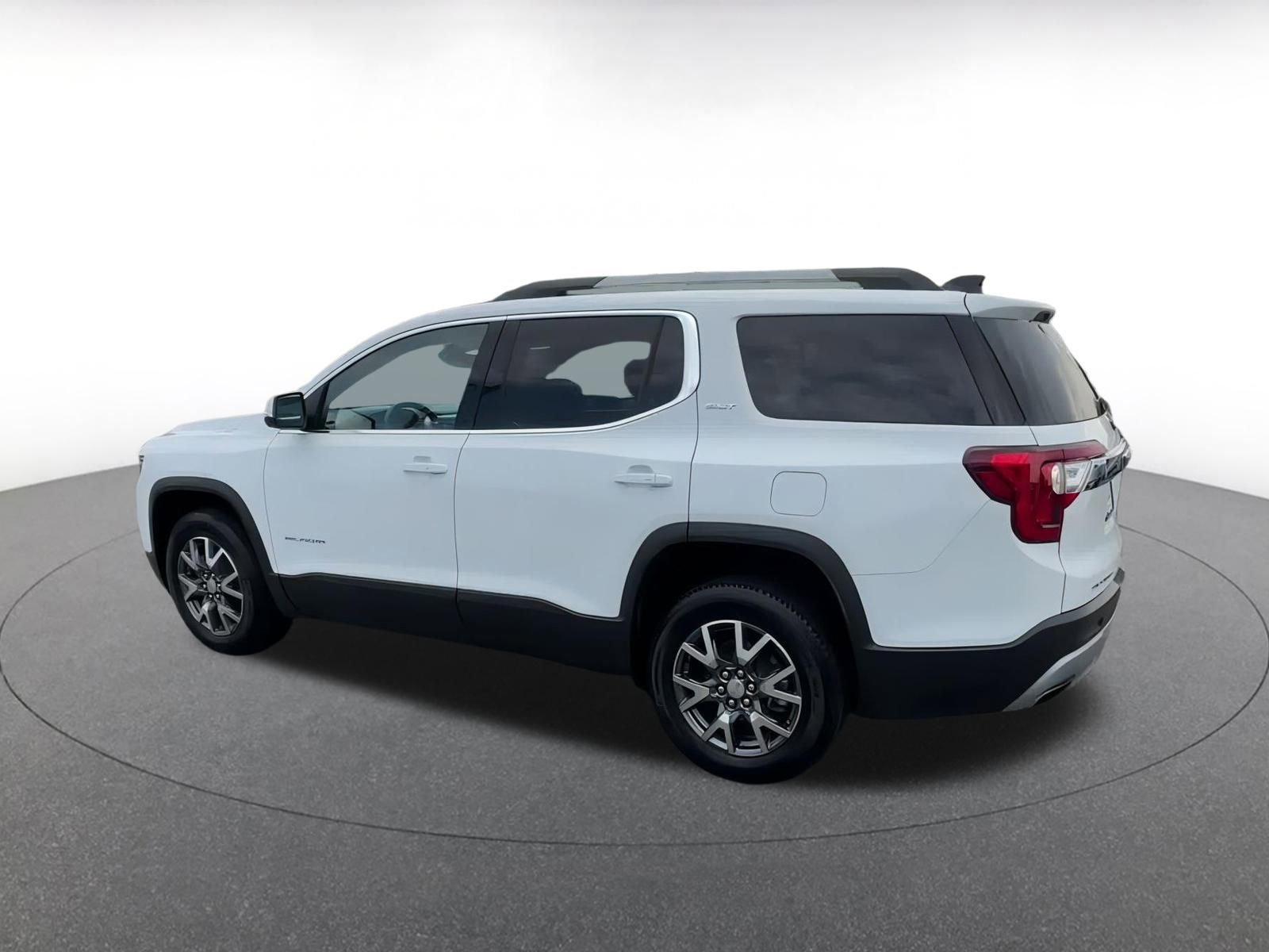 Thumbnail: 2023 GMC Acadia - 10