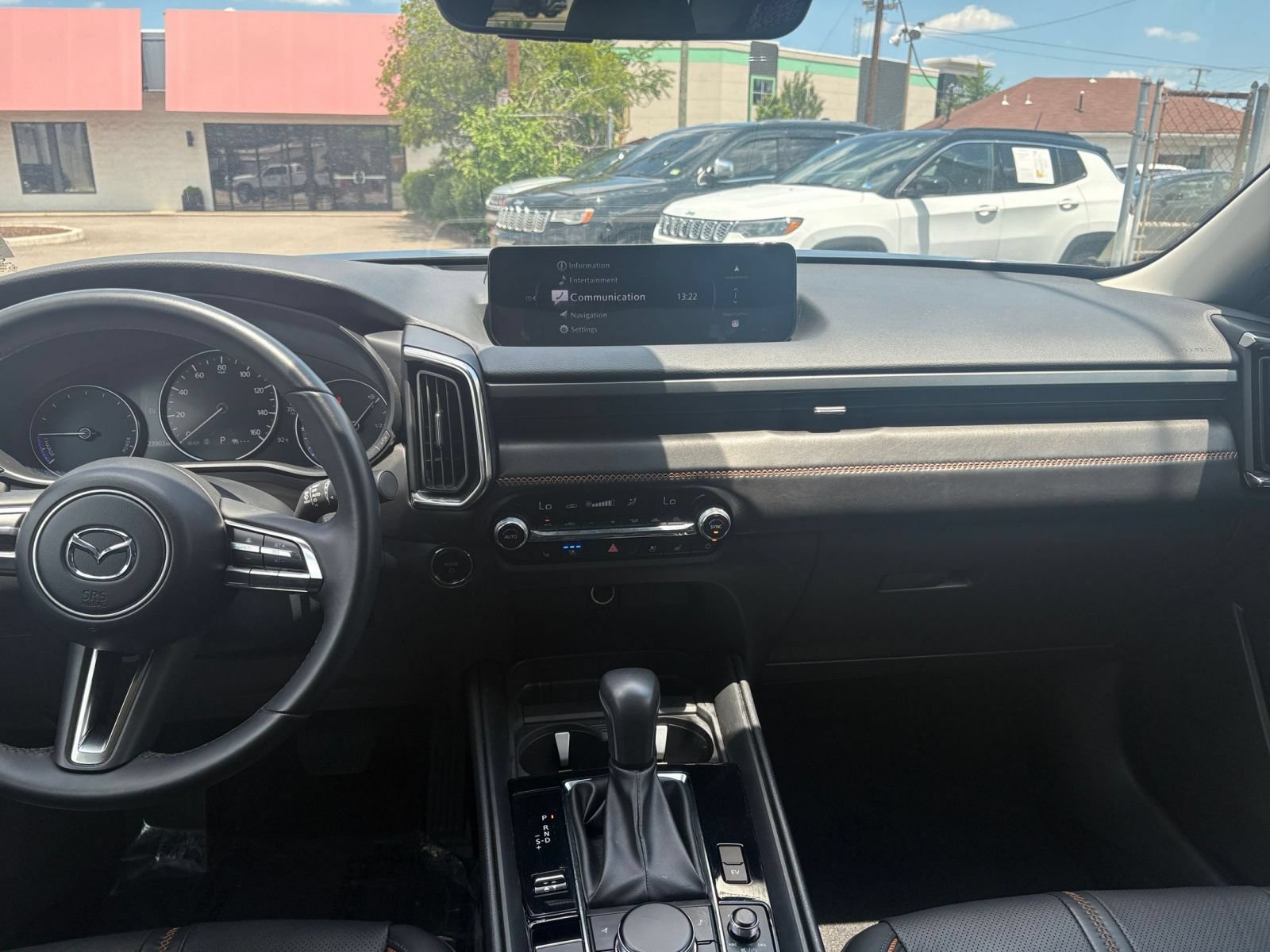 Thumbnail: 2025 Mazda CX-50 - 35