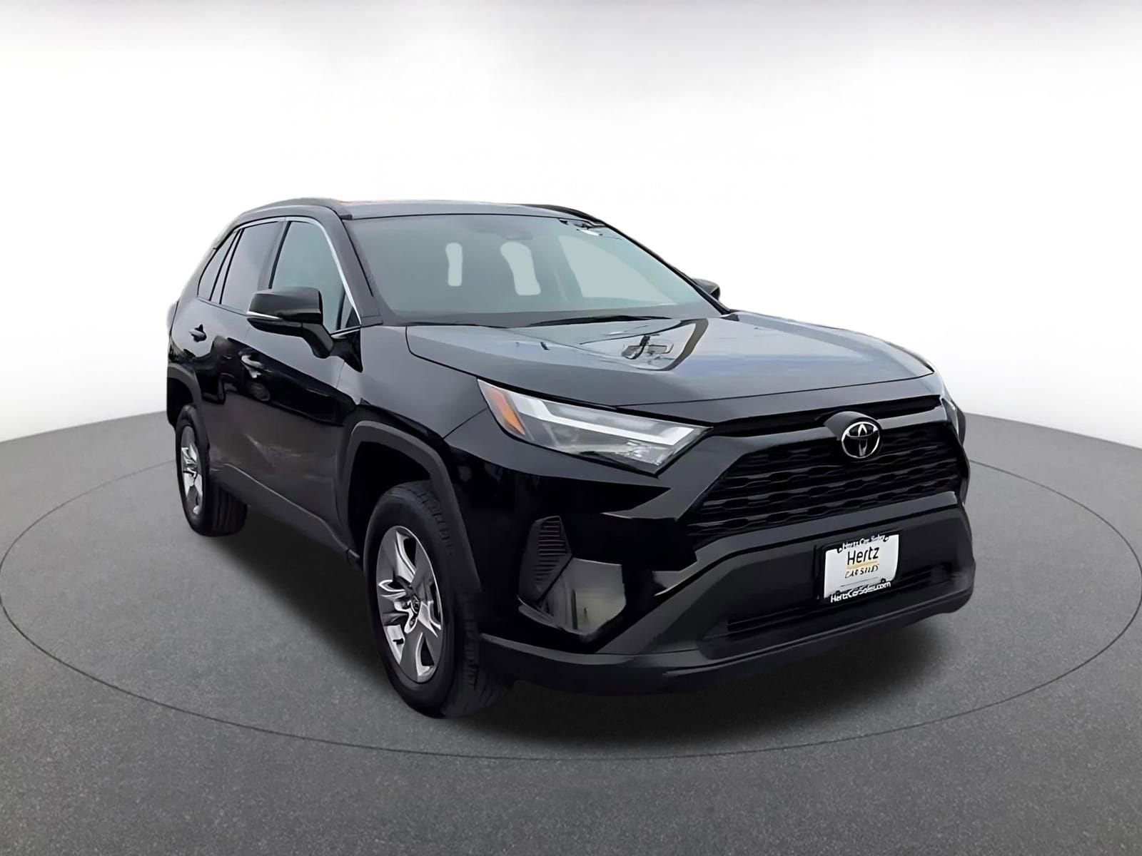 Thumbnail: 2025 Toyota RAV4 - 3