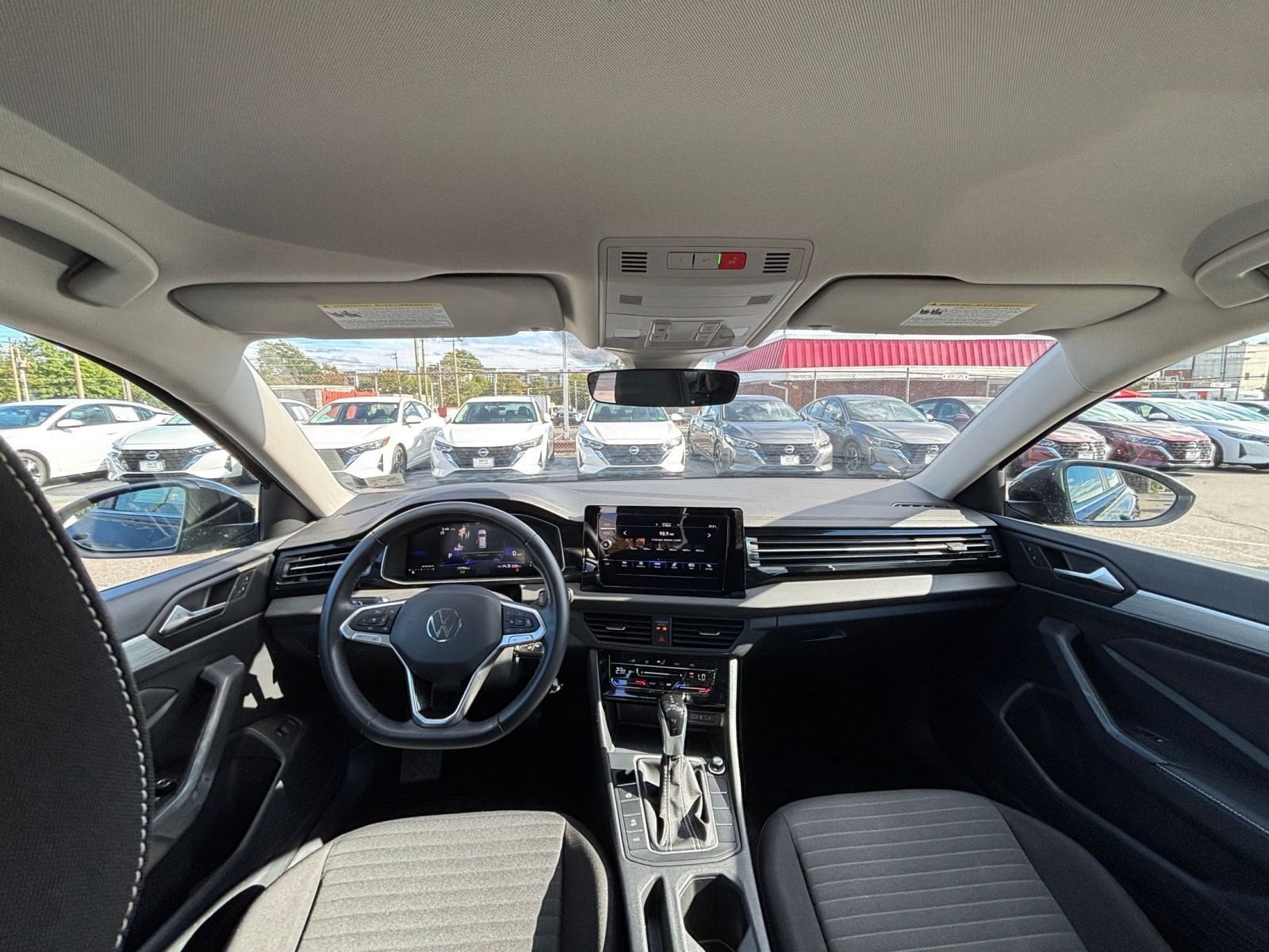 Thumbnail: 2025 Volkswagen Jetta - 31