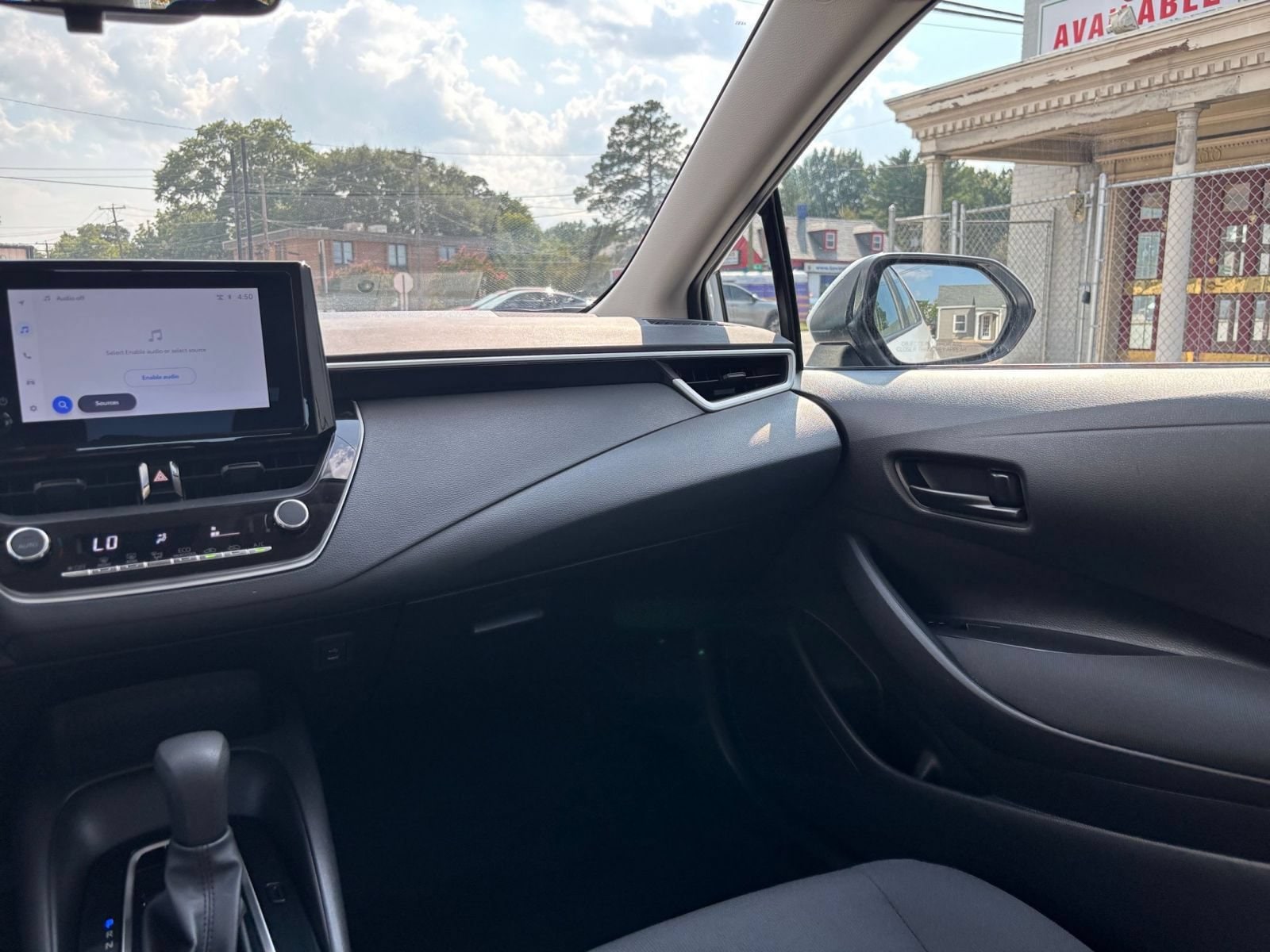 Thumbnail: 2025 Toyota Corolla - 28