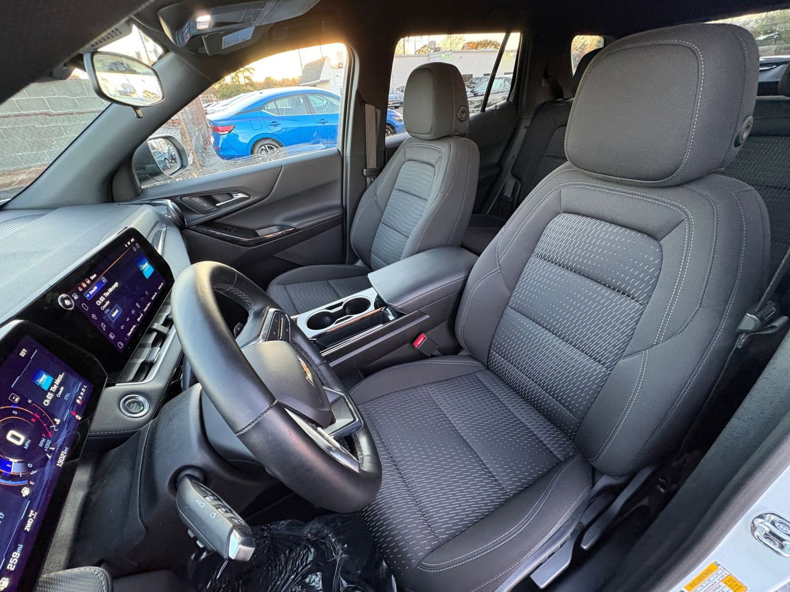 Thumbnail: 2025 Chevrolet Equinox - 35