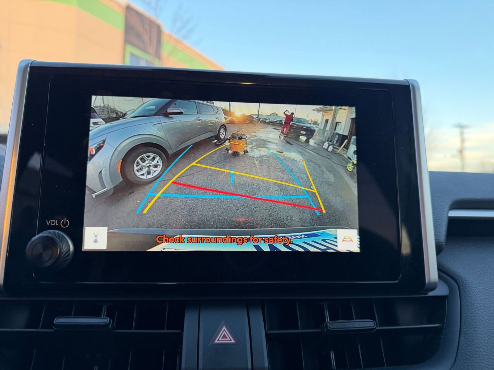 Thumbnail: 2025 Toyota RAV4 - 17