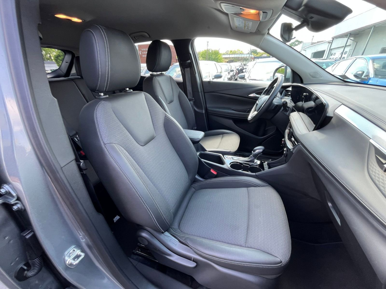 Thumbnail: 2025 Buick Encore GX - 33