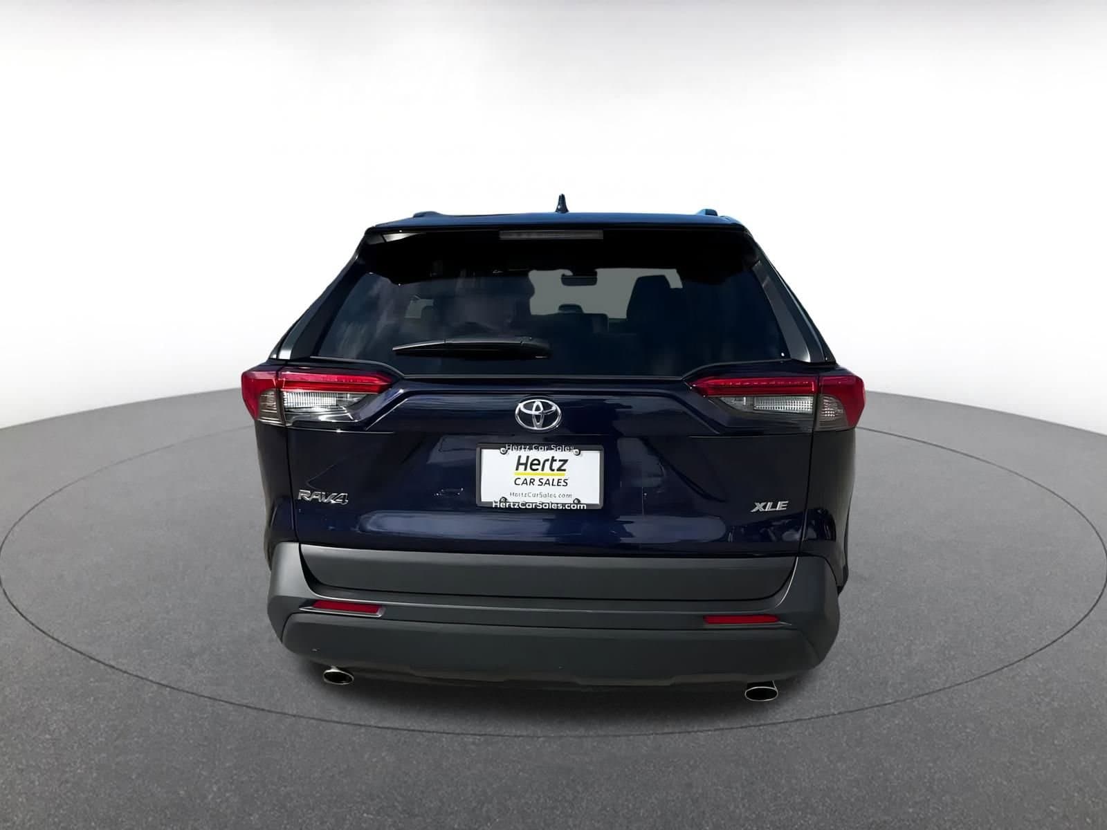 Thumbnail: 2024 Toyota RAV4 - 12