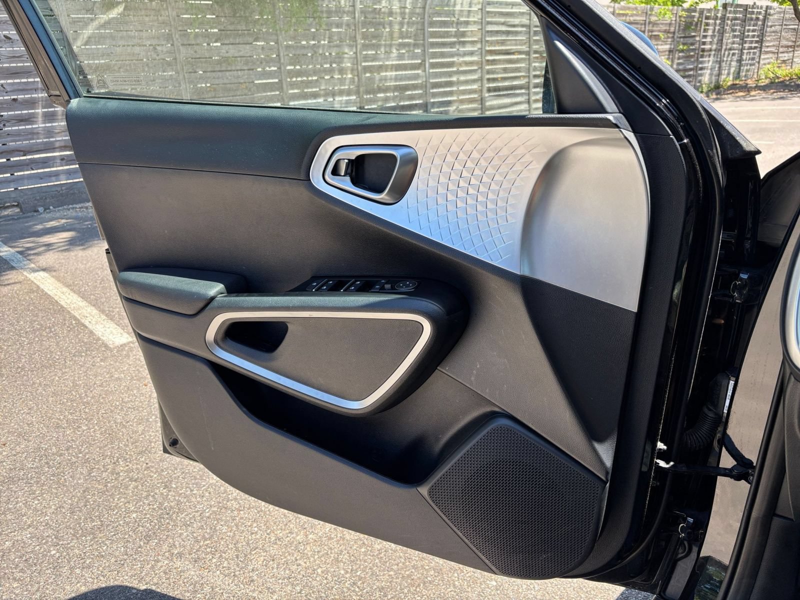 Thumbnail: 2025 Kia Soul - 15