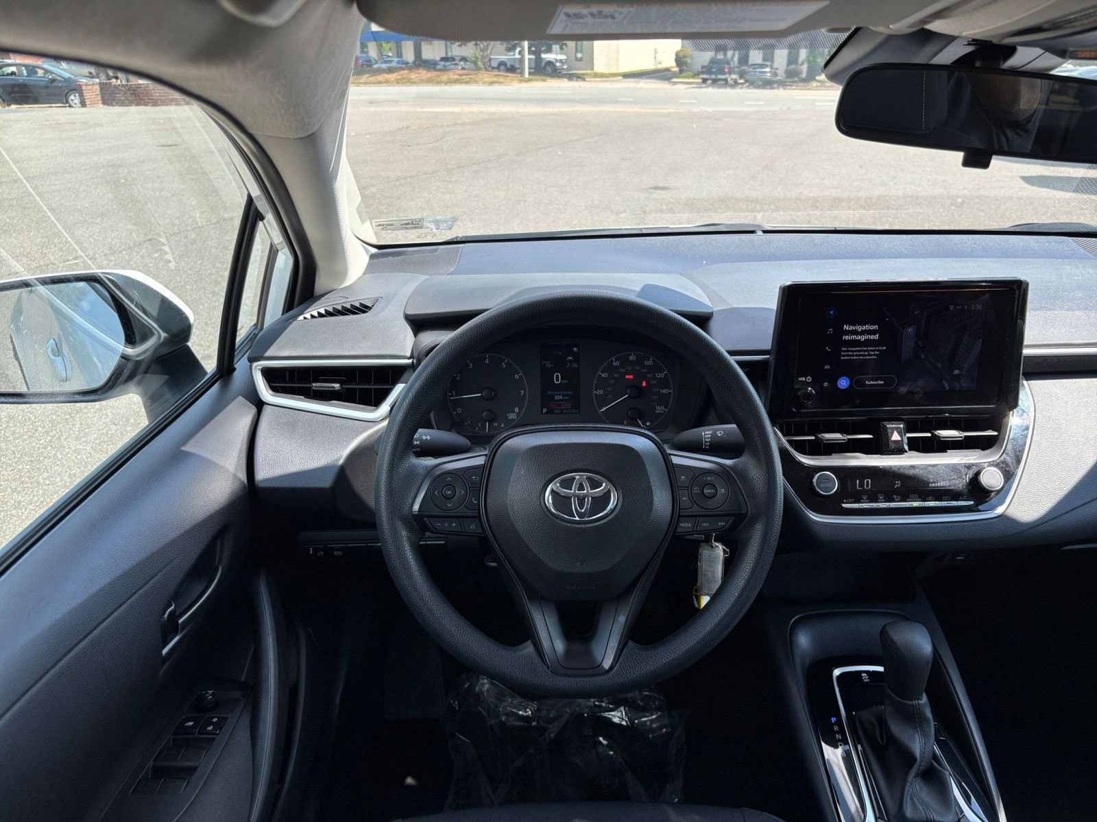 Thumbnail: 2024 Toyota Corolla - 32